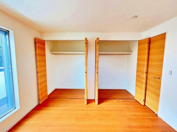 綾瀬市上土棚中２丁目の中古一戸建て