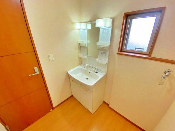 厚木市山際の中古一戸建て