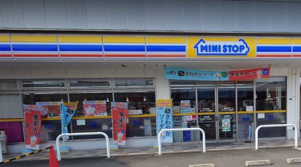 座間市東原2丁目アロッジオ東原C棟(ミニストップメガフェイス座間店)