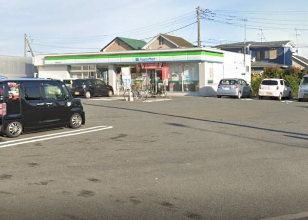 座間市西栗原1丁目(ファミリーマート座間栗原中央店)