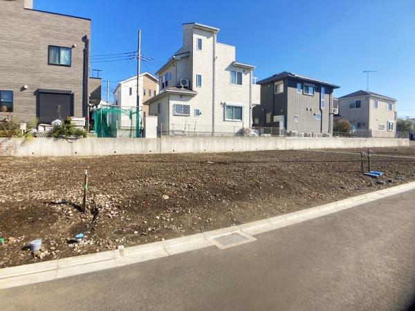 綾瀬市小園