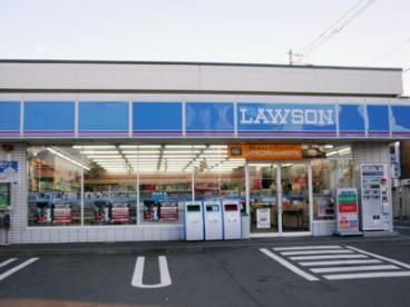 エステ・ヴィラ森の里(ローソン厚木小野宮前店)