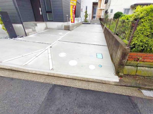 綾瀬市綾西5丁目　B棟