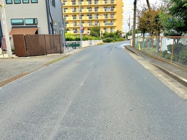 綾瀬市小園