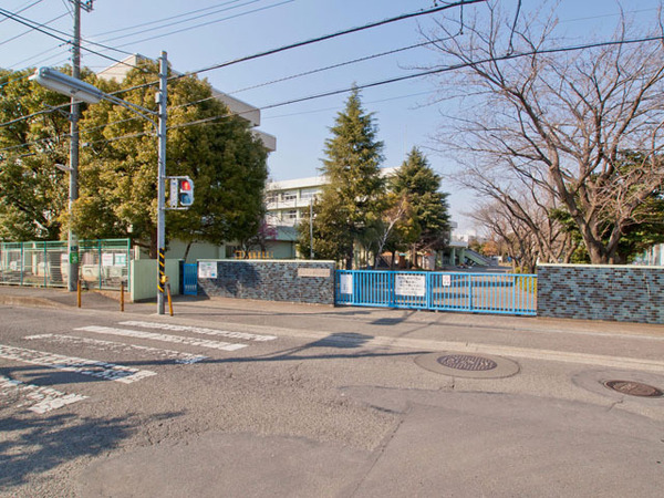 厚木市愛甲西2丁目 1号棟(厚木市立愛甲小学校)