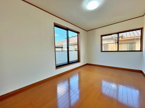綾瀬市大上３丁目の中古一戸建て
