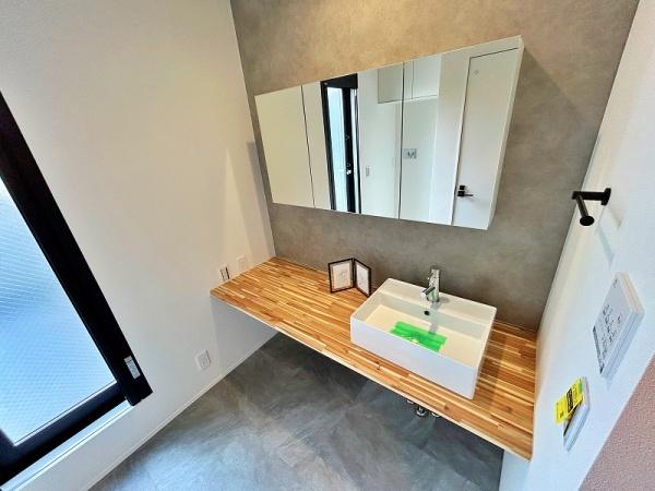 綾瀬市深谷中７丁目の中古一戸建て