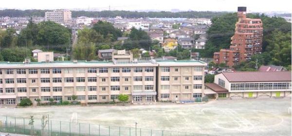 綾瀬市上土棚北２丁目(綾瀬市立綾南小学校)