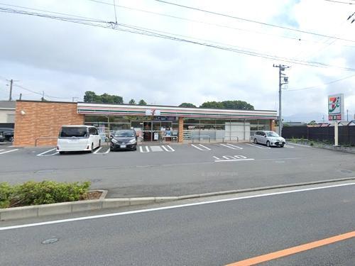 秦野市渋沢６期　２号棟(セブンイレブン秦野出雲大社入口店)