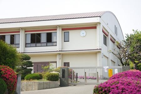 秦野市渋沢６期　３号棟(秦野市立南中学校)
