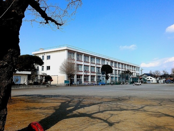 座間市南栗原３丁目(座間市立栗原小学校)