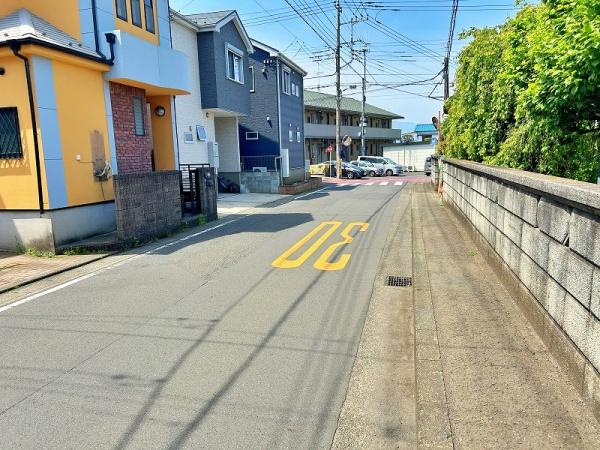 綾瀬市深谷中６丁目