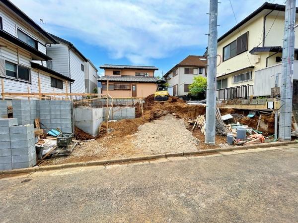 綾瀬市早川　２号棟