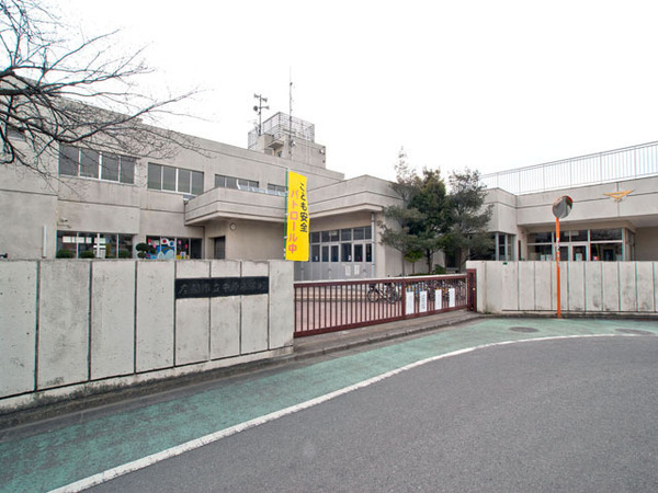 座間市立野台３丁目　１号棟(座間市立中原小学校)