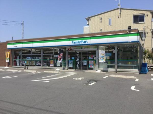 寒川町倉見　２号棟(ファミリーマート寒川倉見東店)