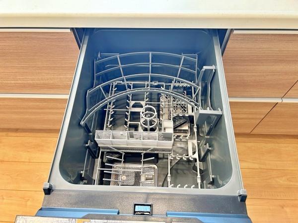 寒川町倉見　２号棟