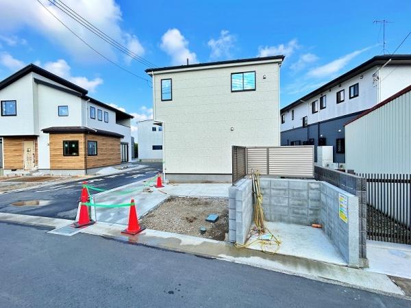 座間市座間１丁目　２号棟