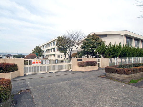 座間市東原３丁目の土地(座間市立東原小学校)