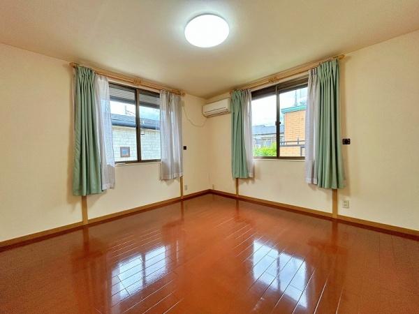 厚木市及川１丁目の中古一戸建て