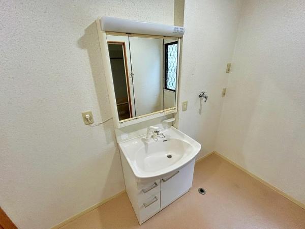 厚木市及川１丁目の中古一戸建て