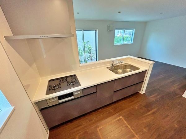 綾瀬市寺尾本町３丁目　１号棟