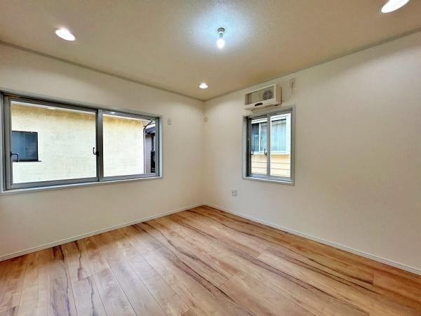 綾瀬市上土棚中６丁目の中古一戸建て