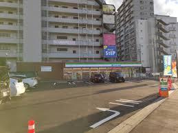 ヴィザージュ海老名(ファミリーマート海老名中央三丁目店)