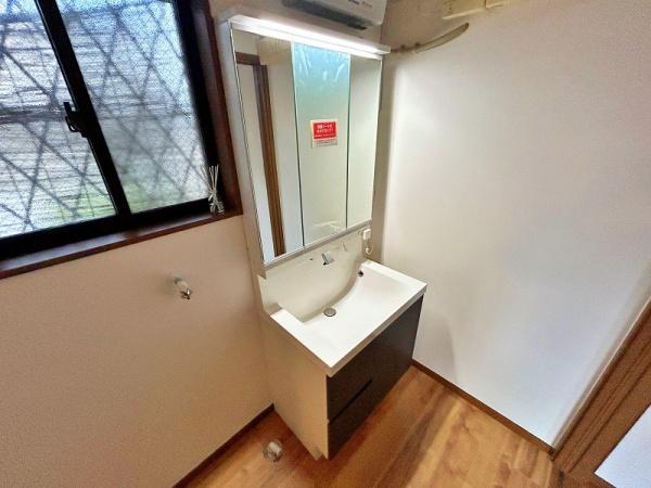 厚木市愛名の中古一戸建て