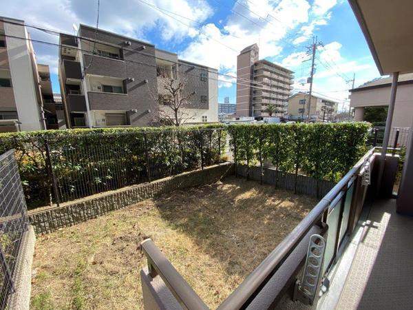 ローレルスクエア近鉄吉田1番館