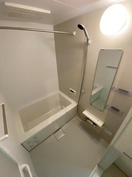 ローレルスクエア近鉄吉田1番館