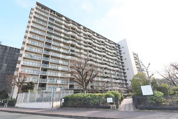 京橋グリーンハイツ一号棟