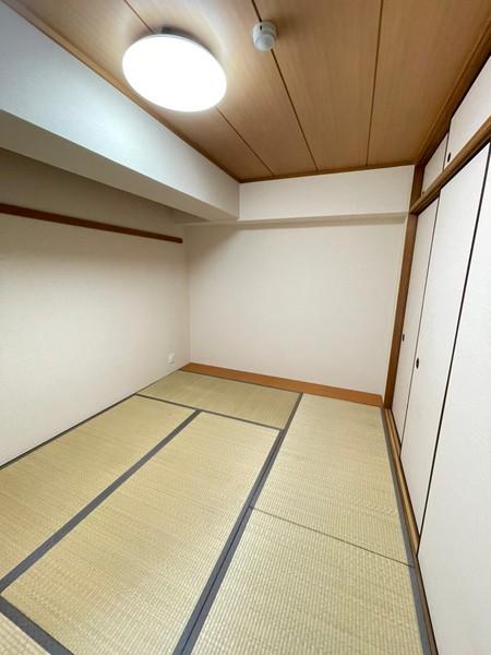 コアシティ心斎橋東