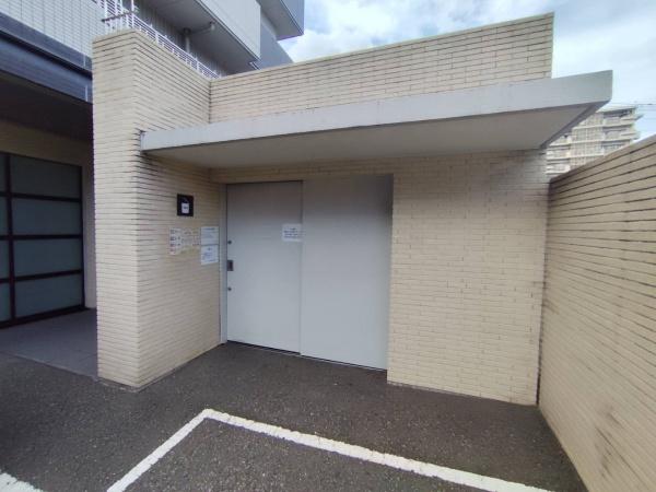コスモシティ平野出戸駅前