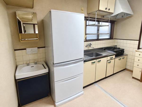 大阪市平野区瓜破２丁目の中古テラスハウス