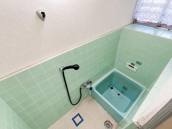 大阪市平野区瓜破２丁目の中古テラスハウス
