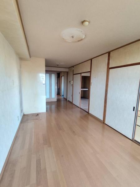 道明寺ロイヤルハイツ