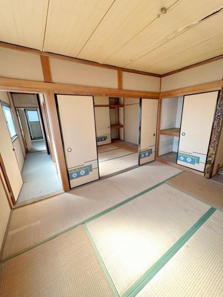 和泉市府中町2丁目　店舗付きテラスハウス