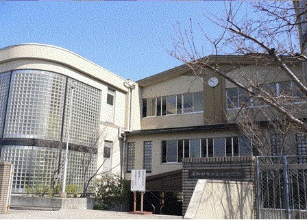 岸和田市土生町6丁目の中古一戸建て(岸和田市立土生中学校)