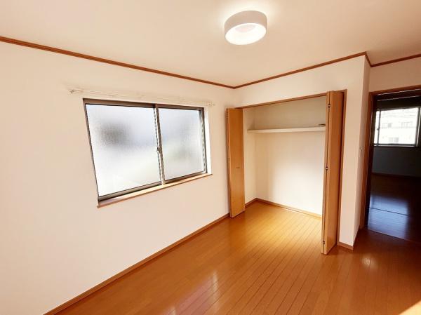 岸和田市小松里町の中古一戸建て