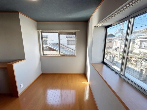 岸和田市小松里町の中古一戸建て