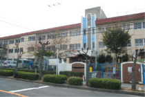 エバーランドシティ新・泉北5番館(和泉市立光明台北小学校)