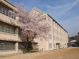 岸和田市積川町の中古一戸建て(岸和田市立山滝中学校)