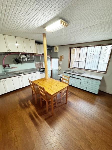 岸和田市積川町　中古戸建