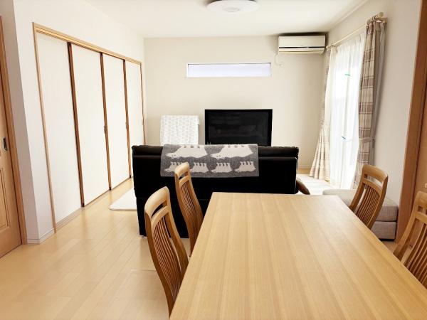 岸和田市上野町東　中古戸建
