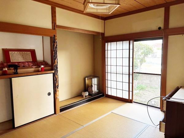 泉南市岡田６丁目の中古一戸建て