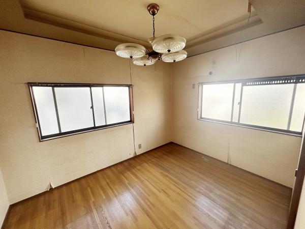 岸和田市極楽寺町１丁目の中古一戸建て