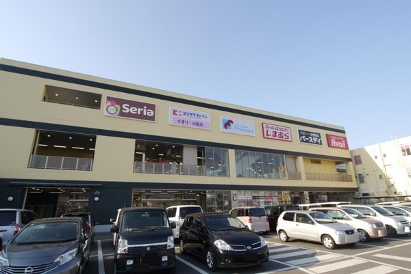 泉南郡熊取町桜が丘1丁目の中古一戸建て(ココカラファイン熊取店)