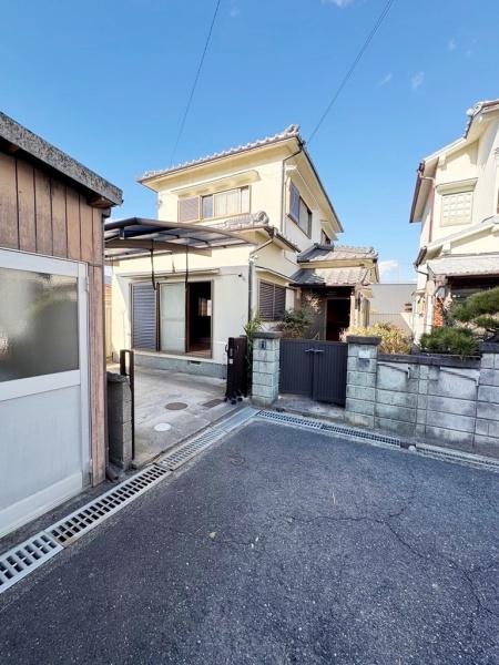 岸和田市額原町の中古一戸建て