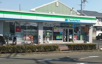 泉大津市豊中町3丁目の中古一戸建て(ファミリーマート泉大津豊中店)