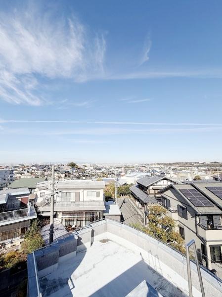 和泉市弥生町２丁目の中古一戸建て